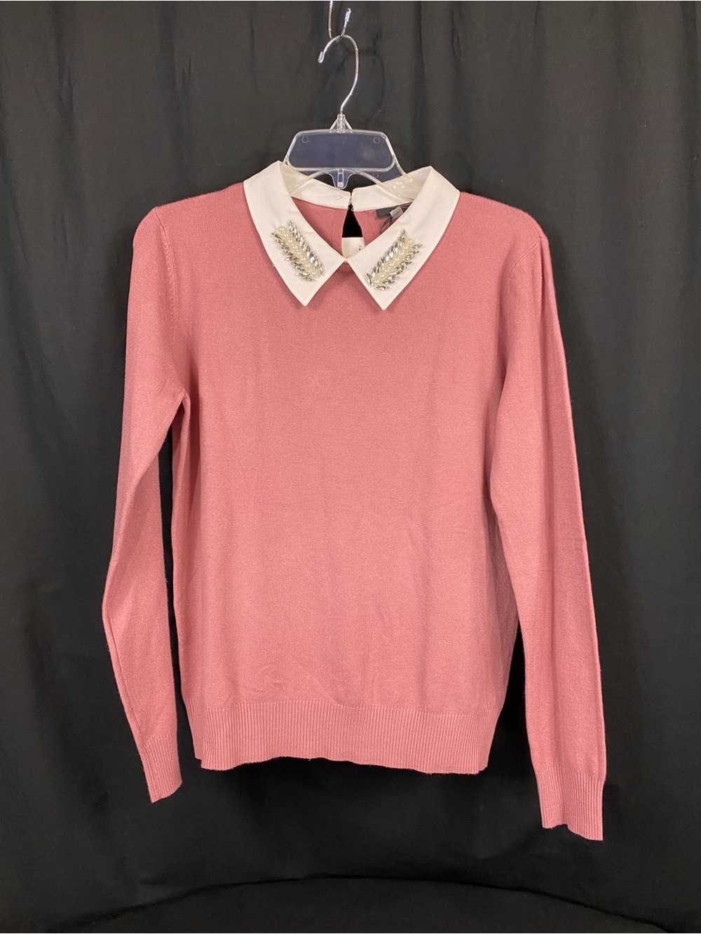 Milano Light Plum Crewneck Sweater with Embellished White Collar